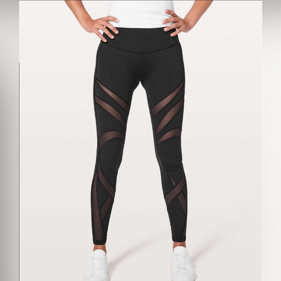 Lululemon Wunder Under Hi-Rise Tight *Mesh 28"
Black Black High-Waisted Leggings - Picture 2 of 15
